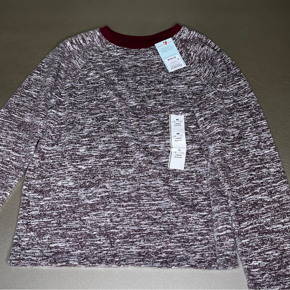 Cat and Jack Long sleeve Boys M